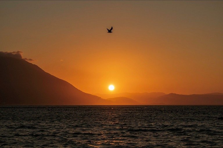 Recanto do pôr do sol, vista mar e SPA.