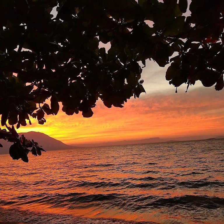 Recanto do pôr do sol, vista mar e SPA.