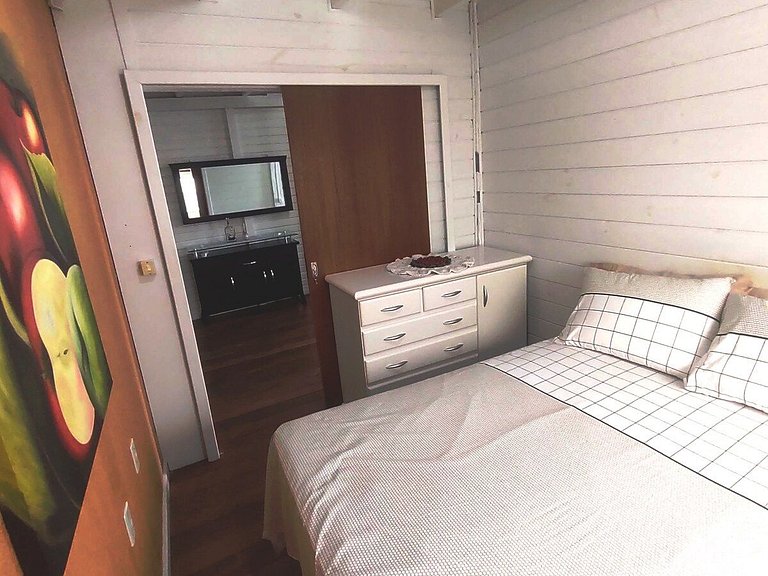 Casa com piscina, vista mar, pôr do sol.