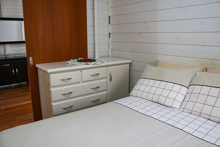 Casa com piscina, vista mar, pôr do sol.