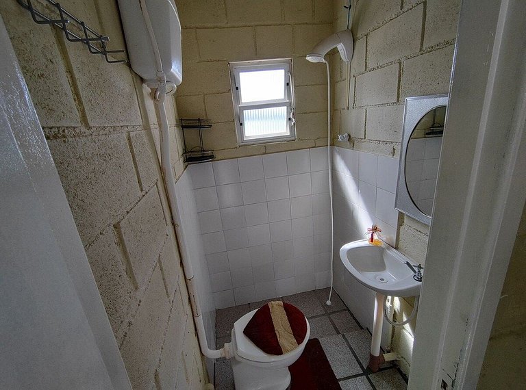 Beira mar, pôr do sol, praia particular.