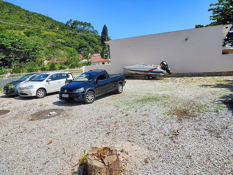 Beira mar, pôr do sol, praia particular.