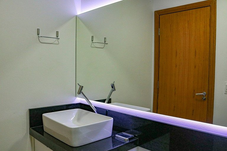 Praia, pôr do sol, sossego e exclusividade