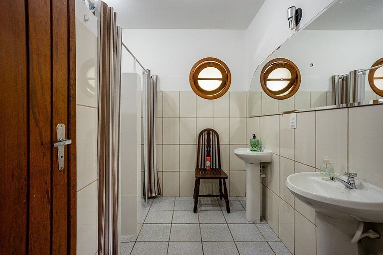 Casa super espaçosa com vista linda para o mar.