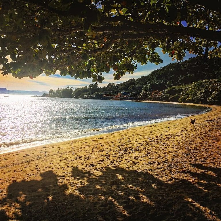 Casa super espaçosa com vista linda para o mar.