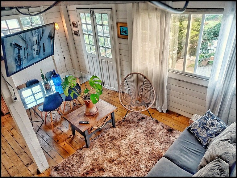 Cabana com vista mar, nascer do sol e lua cheia.