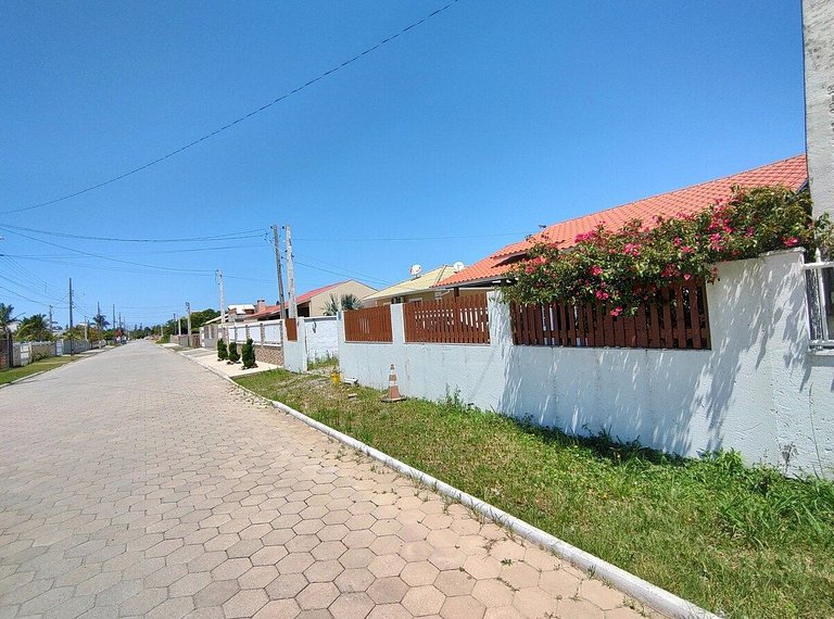 Casa Sonho: Conforto e paz pertinho do mar