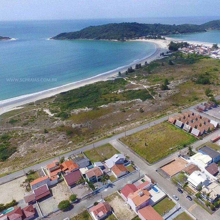 Casa Sonho: Conforto e paz pertinho do mar