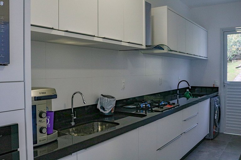 Praia, pôr do sol, sossego e exclusividade