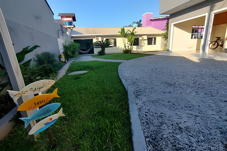 Campeche VIP: Conforto e espaço na rua da praia.