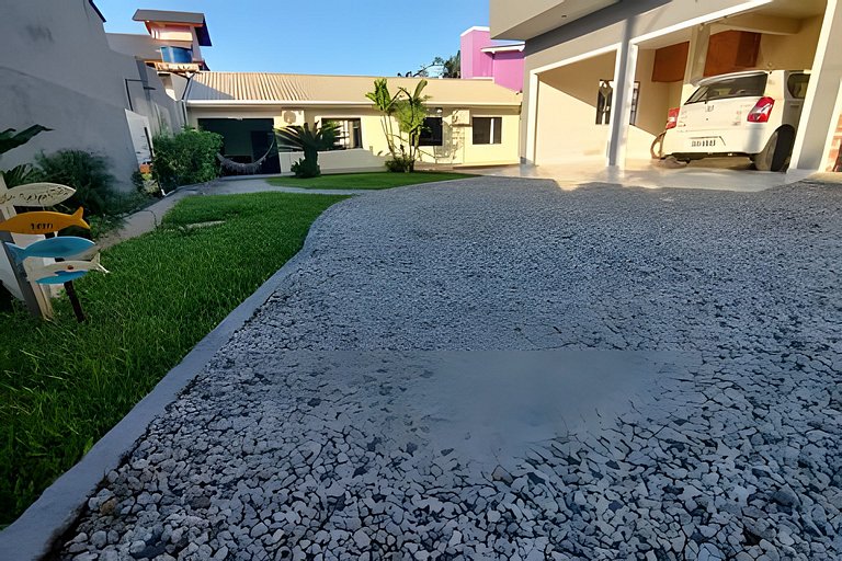Campeche VIP: Conforto e espaço na rua da praia.