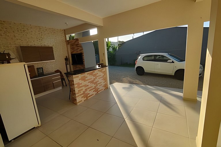 Campeche VIP: Conforto e espaço na rua da praia.