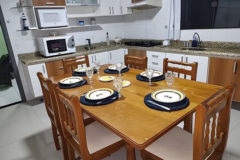 Campeche VIP: Conforto e espaço na rua da praia.