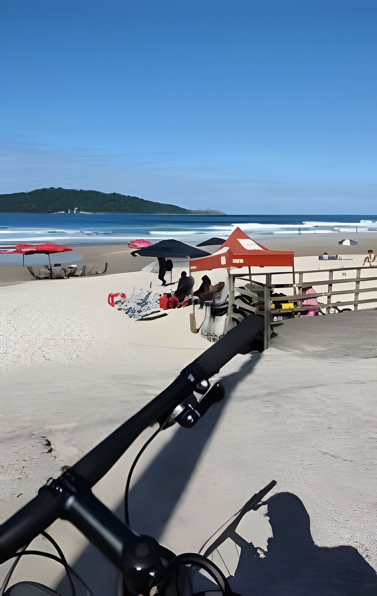 Campeche VIP: Conforto e espaço na rua da praia.