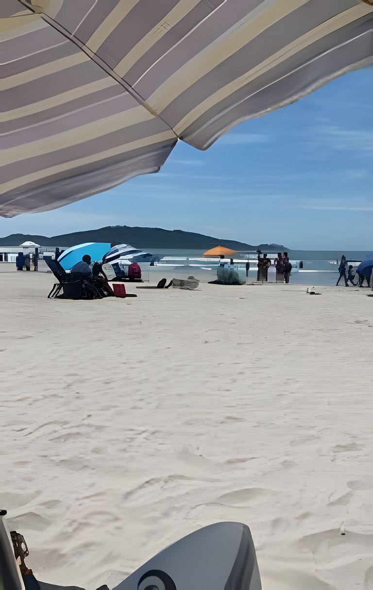 Campeche VIP: Conforto e espaço na rua da praia.