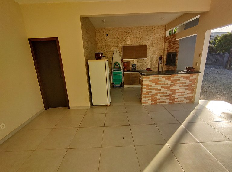 Campeche VIP: Conforto e espaço na rua da praia.