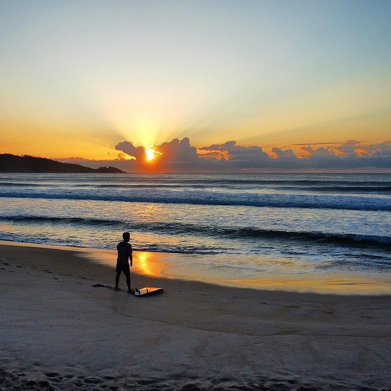 Campeche VIP: Conforto e espaço na rua da praia.