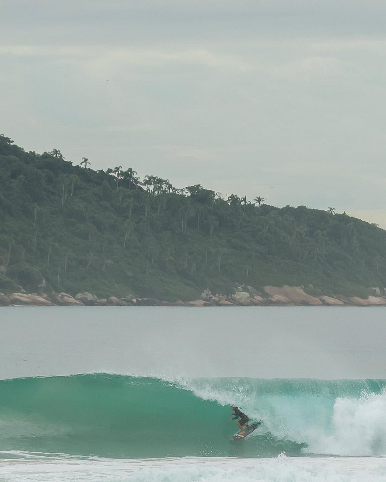 Campeche VIP: Conforto e espaço na rua da praia.