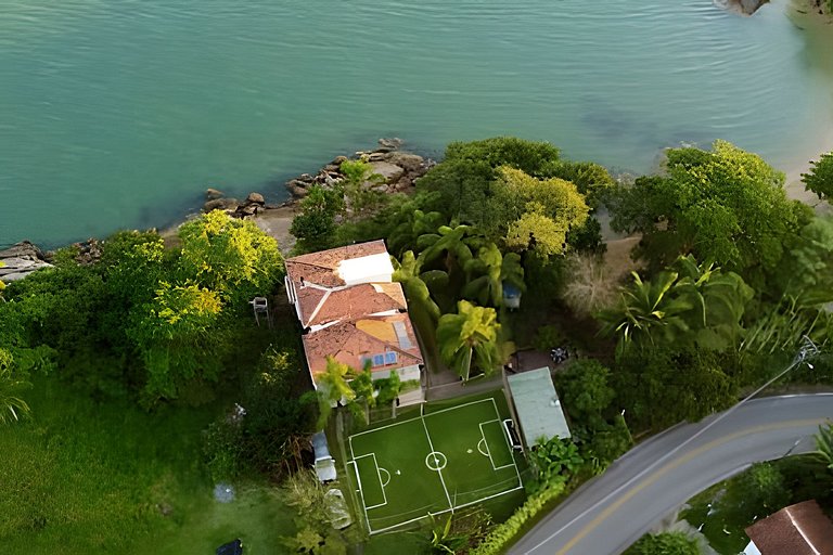 Charme, beira-mar, privacidade e exclusividade.