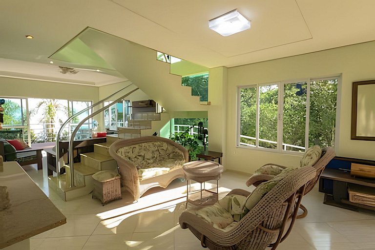 Charme, beira-mar, privacidade e exclusividade.