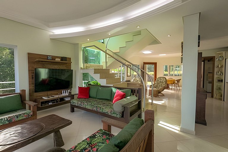 Charme, beira-mar, privacidade e exclusividade.