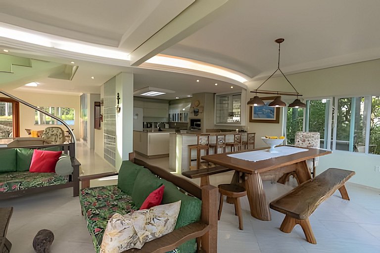 Charme, beira-mar, privacidade e exclusividade.