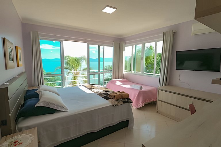 Charme, beira-mar, privacidade e exclusividade.