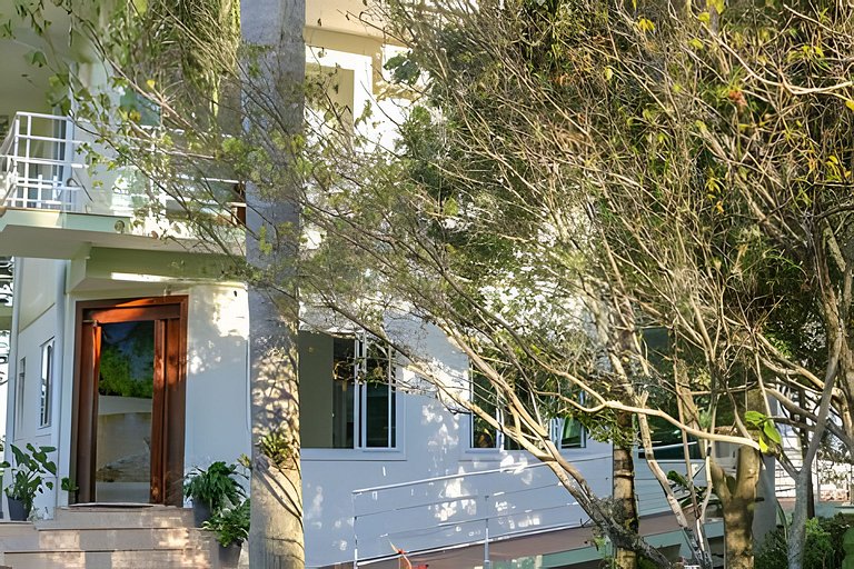 Charme, beira-mar, privacidade e exclusividade.