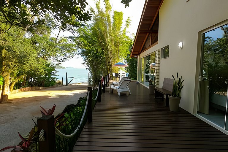 Espetáculo a beira-mar com total privacidade.