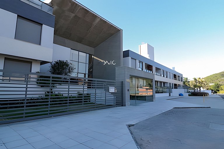 Ilha de frente pra Ilha | Luxo Frente-Mar com SPA