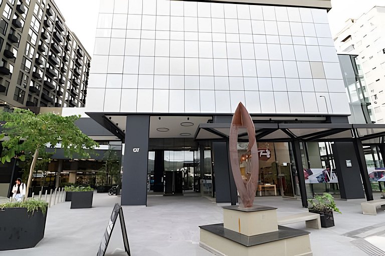 Suíte Moderna ao Lado da UFSC