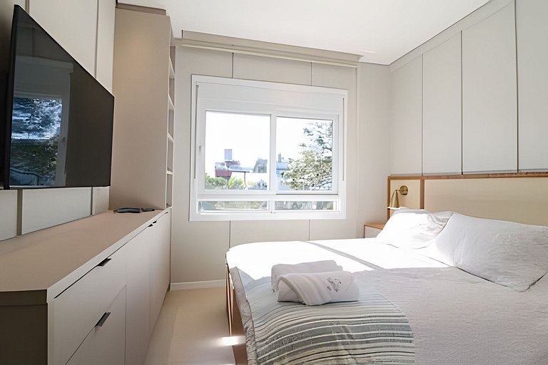 Sunclub | Luxo: Apê Novo e completo ao lado do mar