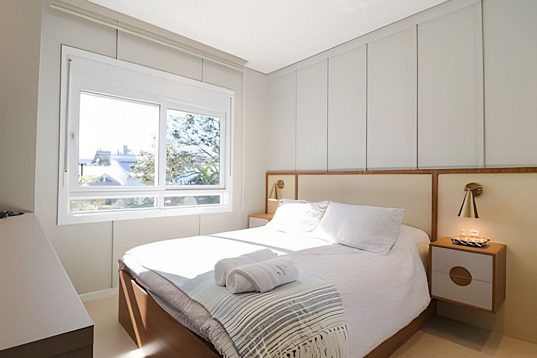 Sunclub | Luxo: Apê Novo e completo ao lado do mar