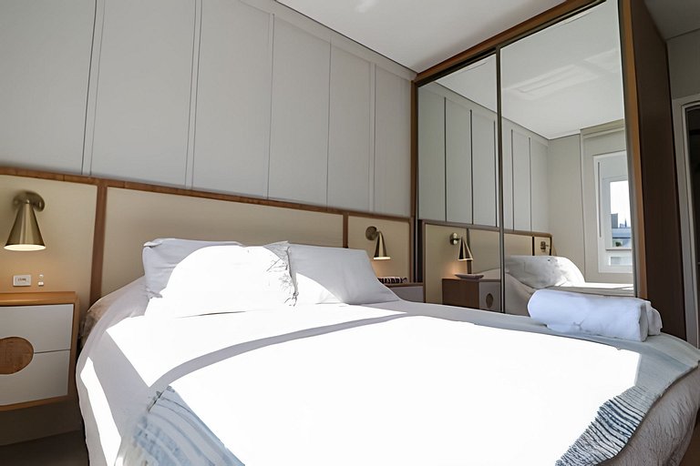 Sunclub | Luxo: Apê Novo e completo ao lado do mar