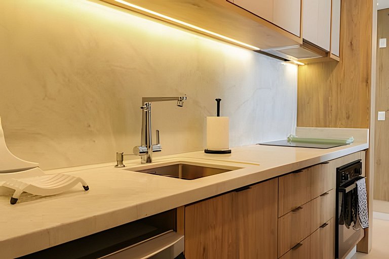 Sunclub | Luxo: Apê Novo e completo ao lado do mar