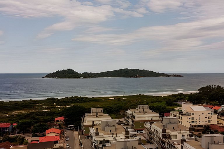 Sunclub | Luxo: Apê Novo e completo ao lado do mar