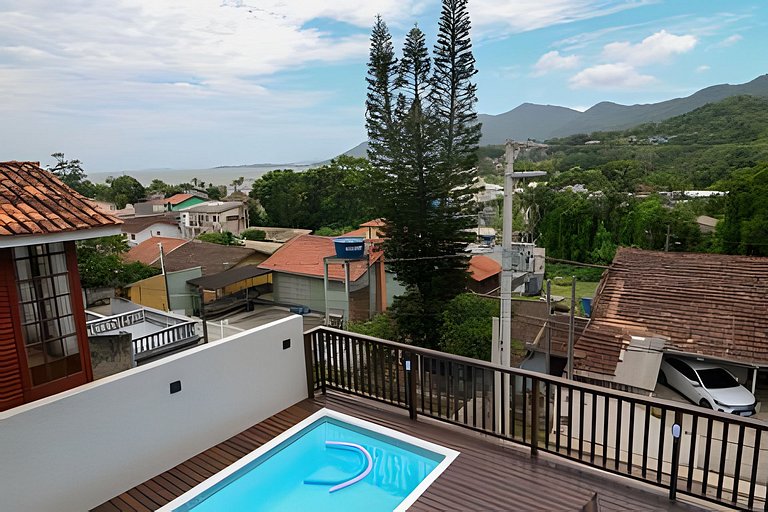 Vista Mar, Montanhas e Pôr do sol com Piscina