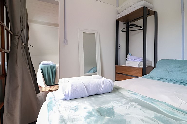 Vista Mar, Montanhas e Pôr do sol com Piscina