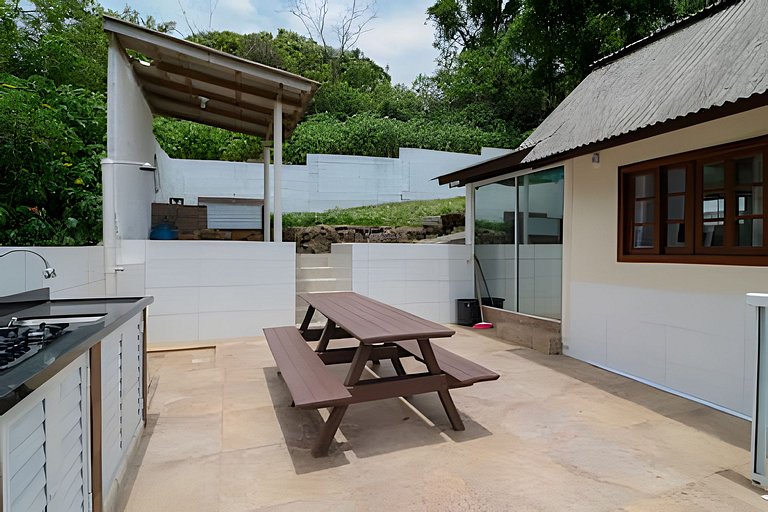 Vista Mar, Montanhas e Pôr do sol com Piscina