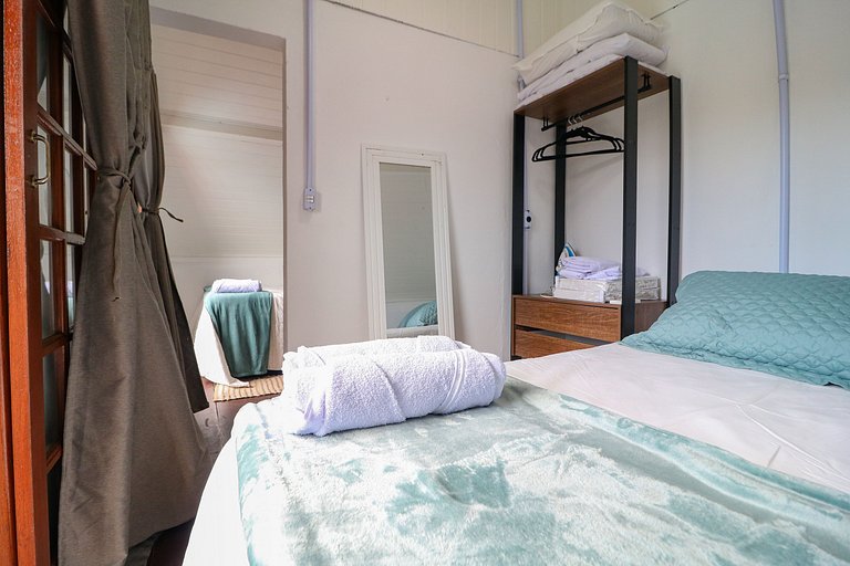 Vista Mar, Montanhas e Pôr do sol com Piscina